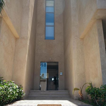 Magnifique Appartement Moderne De 2 Chambres Avec Piscine A 10 Min Du Centre De Marrakech مراكش المظهر الخارجي الصورة